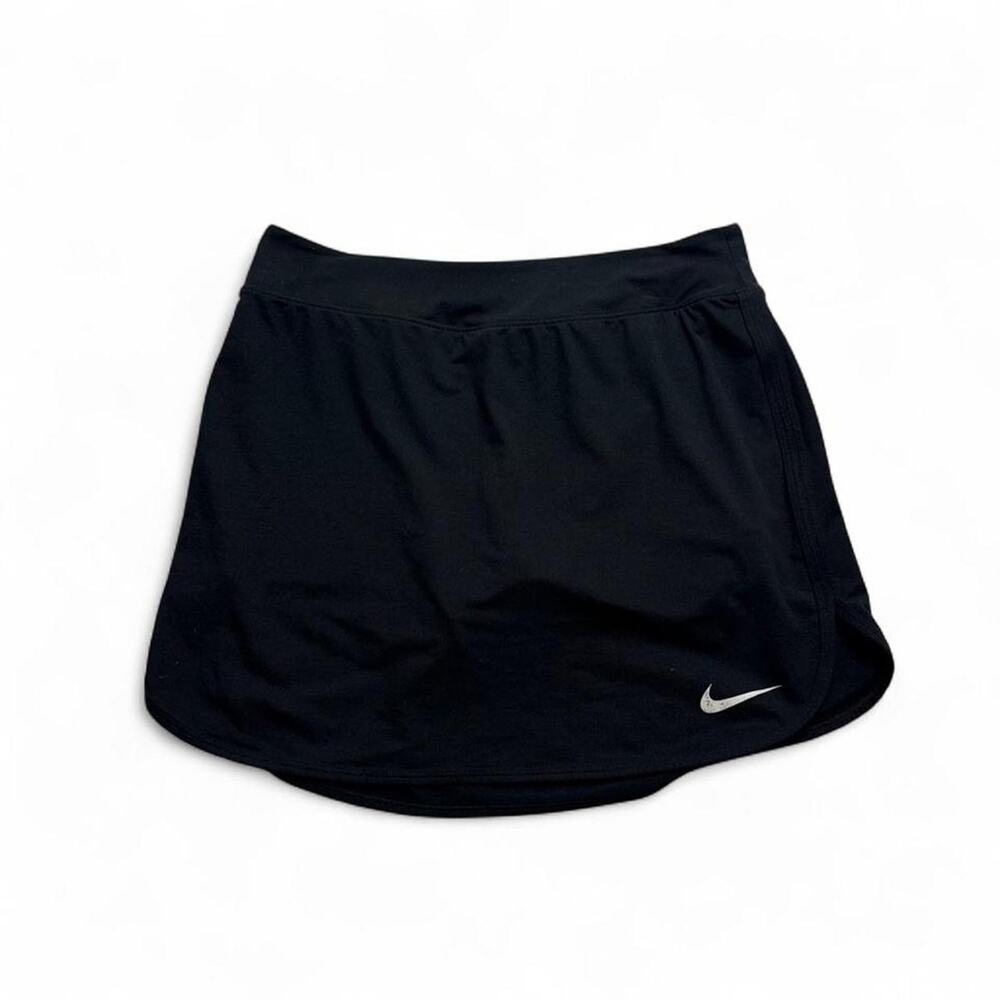 Nike black athletic activewear buttery soft skirt built-in shorts Size S Summer
